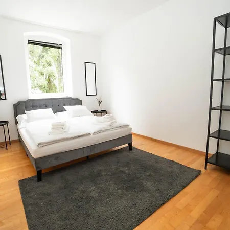 Living Linz